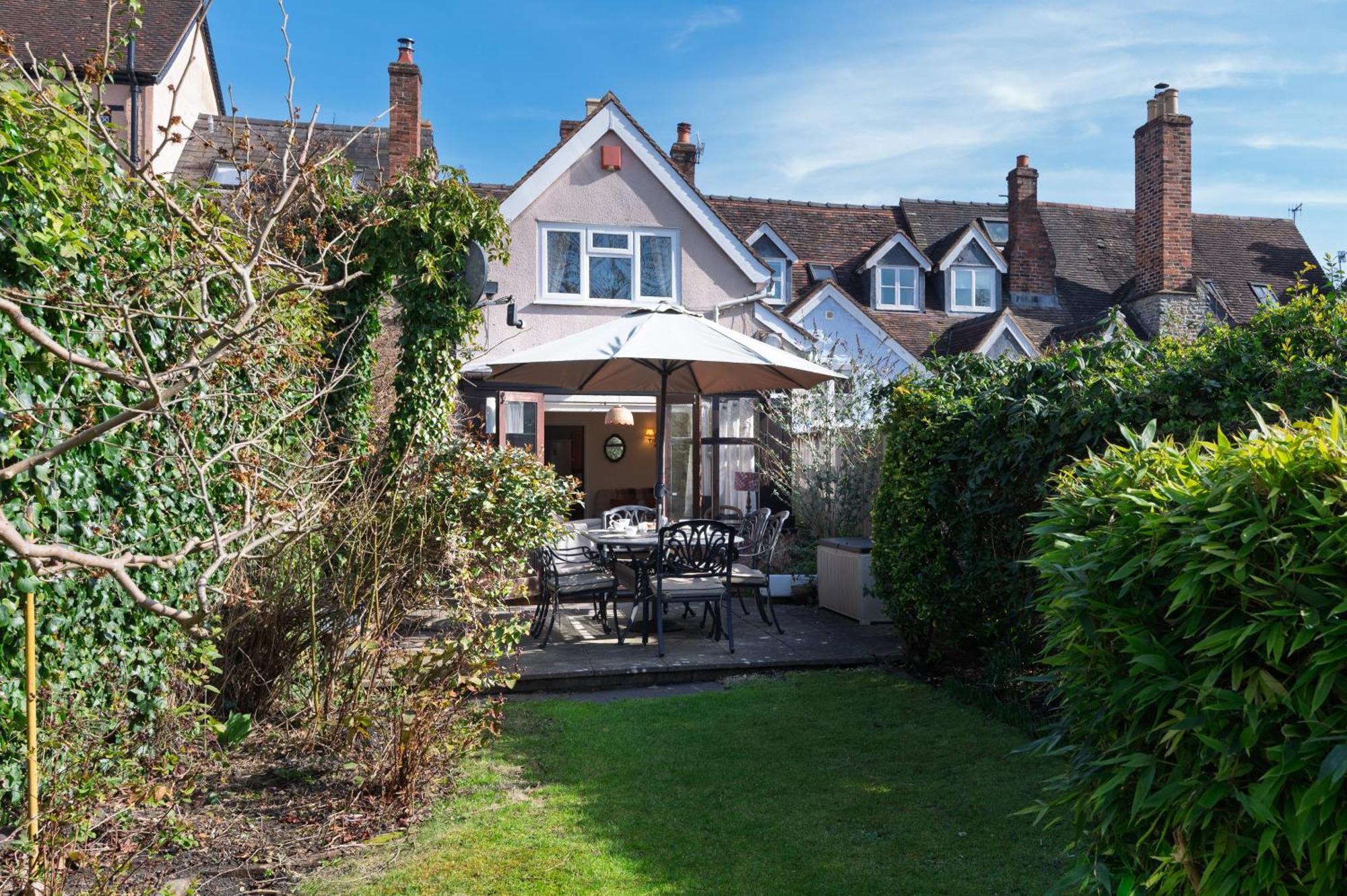 Toad Hall ลุดโลว์ ภายนอก รูปภาพ